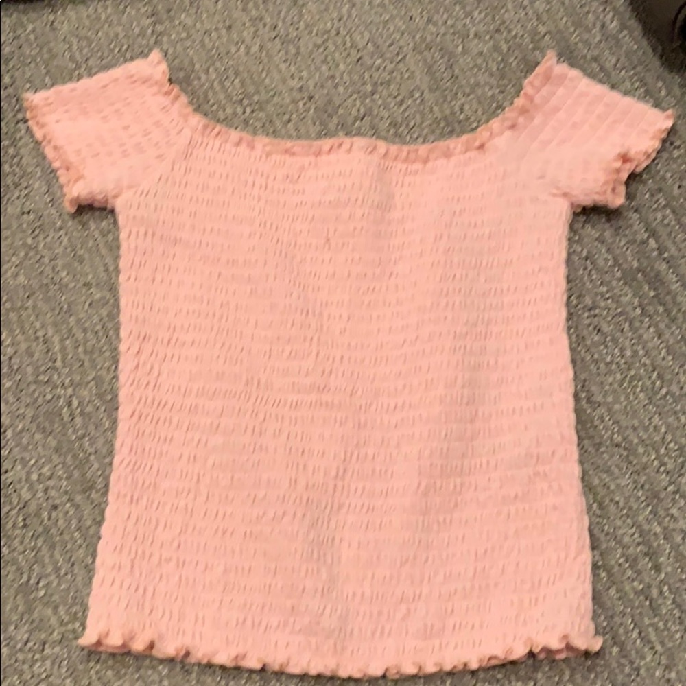 After shoulder pink Hollister top
